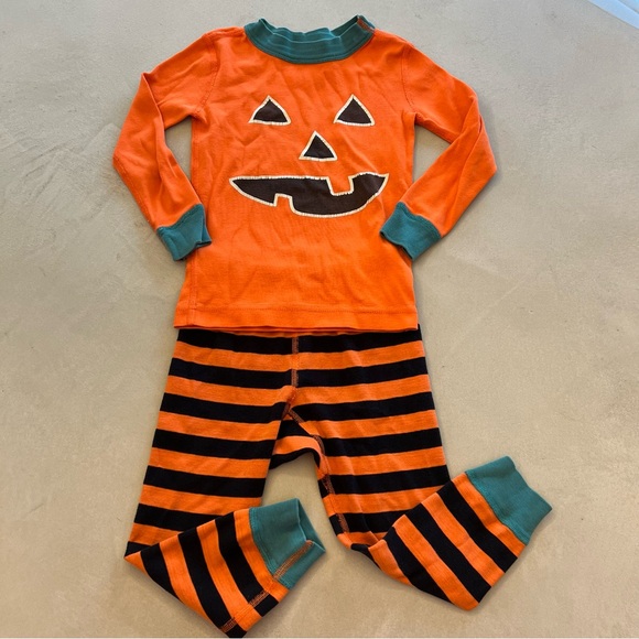 HANNA ANDERSSON Halloween Jack-o’-lantern Longjohn Pajamas, Orange Black, 3T - Picture 2 of 9